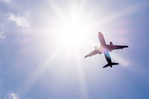 Avião visto de baixo