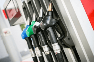 abastecimento no posto