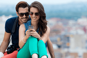 Viajantes no celular