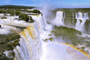 Cataratas do Iguaçu arco-íris