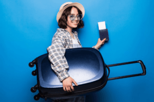 viajante com mala e passaporte