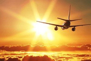 Raios de sol e avião