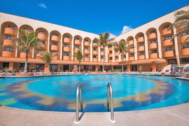 7 resorts e hotéis para o Réveillon 2023: seu Ano Novo mais feliz!