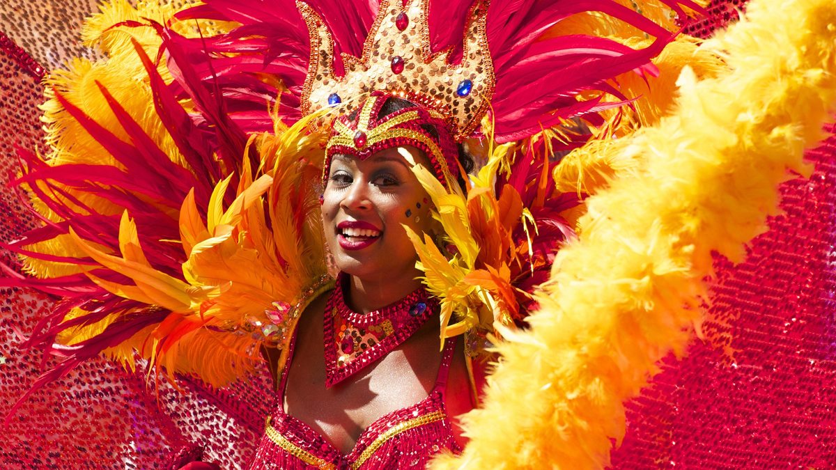 Para onde viajar no Carnaval 2024 destinos nacionais e internacionais
