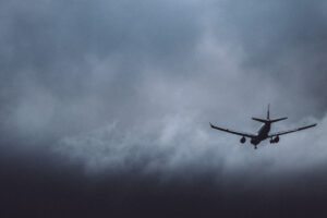 aviao mau tempo