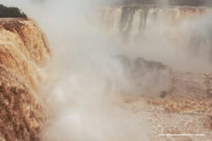 cataratas vazao capa