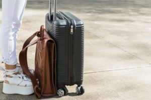 viajante com mala