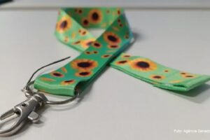 cordao girassol capa