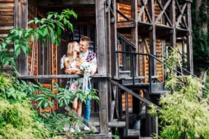 viajantes casal em chale