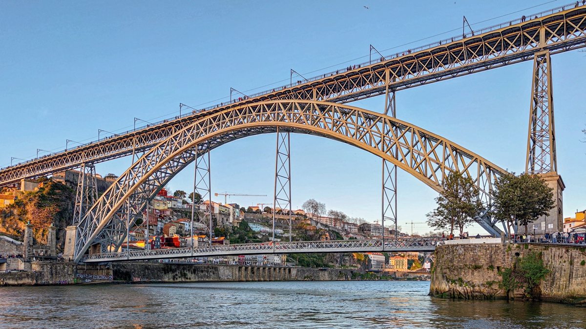 ponte em porto