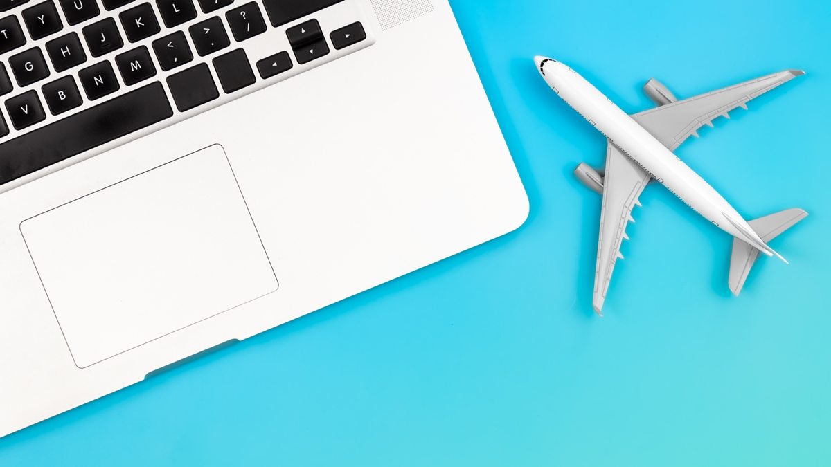 computador e aviao