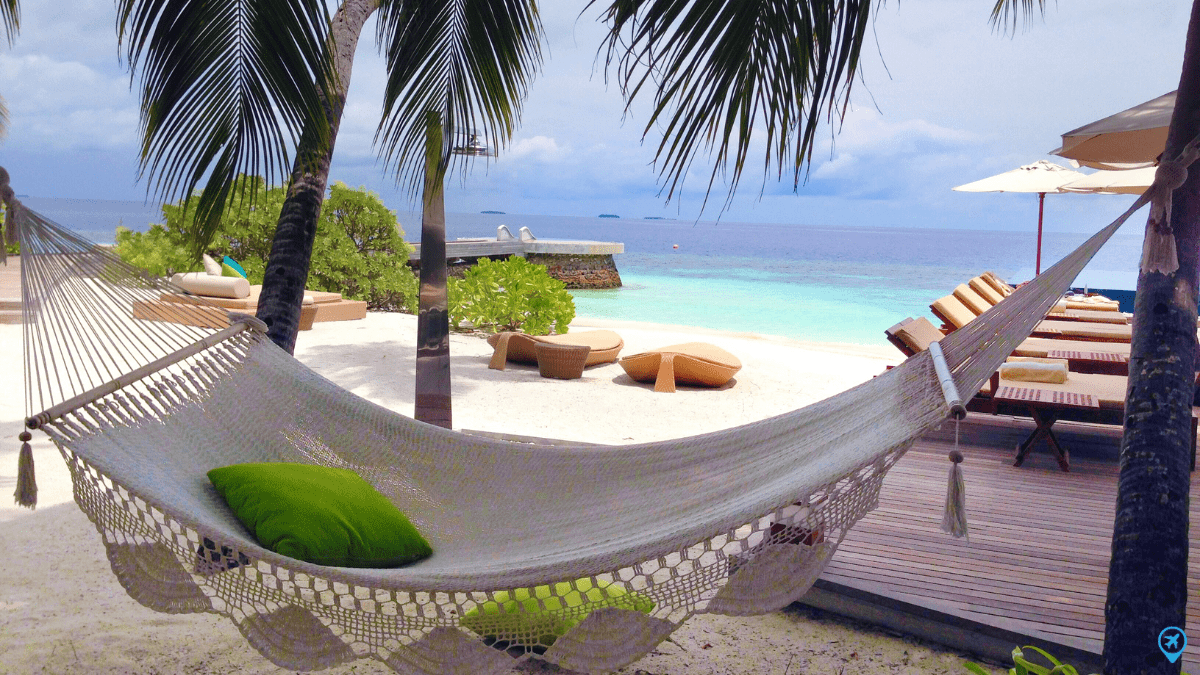 Acomodações de um hotel na praia