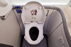 Banheiro de avião