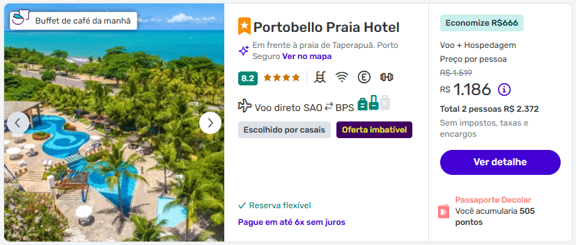 Área externa do Portobello Praia Hotel em Porto Seguro com piscina e coqueiros