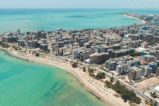 Vista aérea de uma praia em Maceió - Alagoas